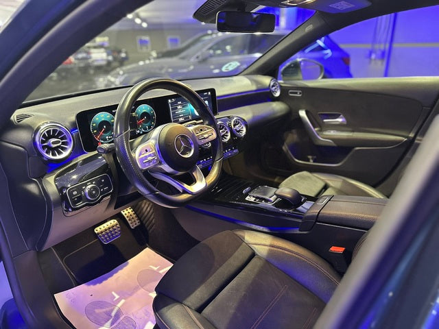 Mercedes-Benz Clase A Sedán